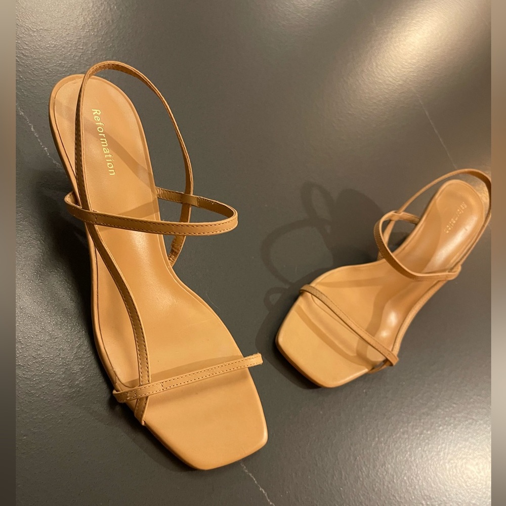 Reformation Serenity Bare Kitten Heel Sandal In Buff Tan Size 7.5 - Picture 8 of 13